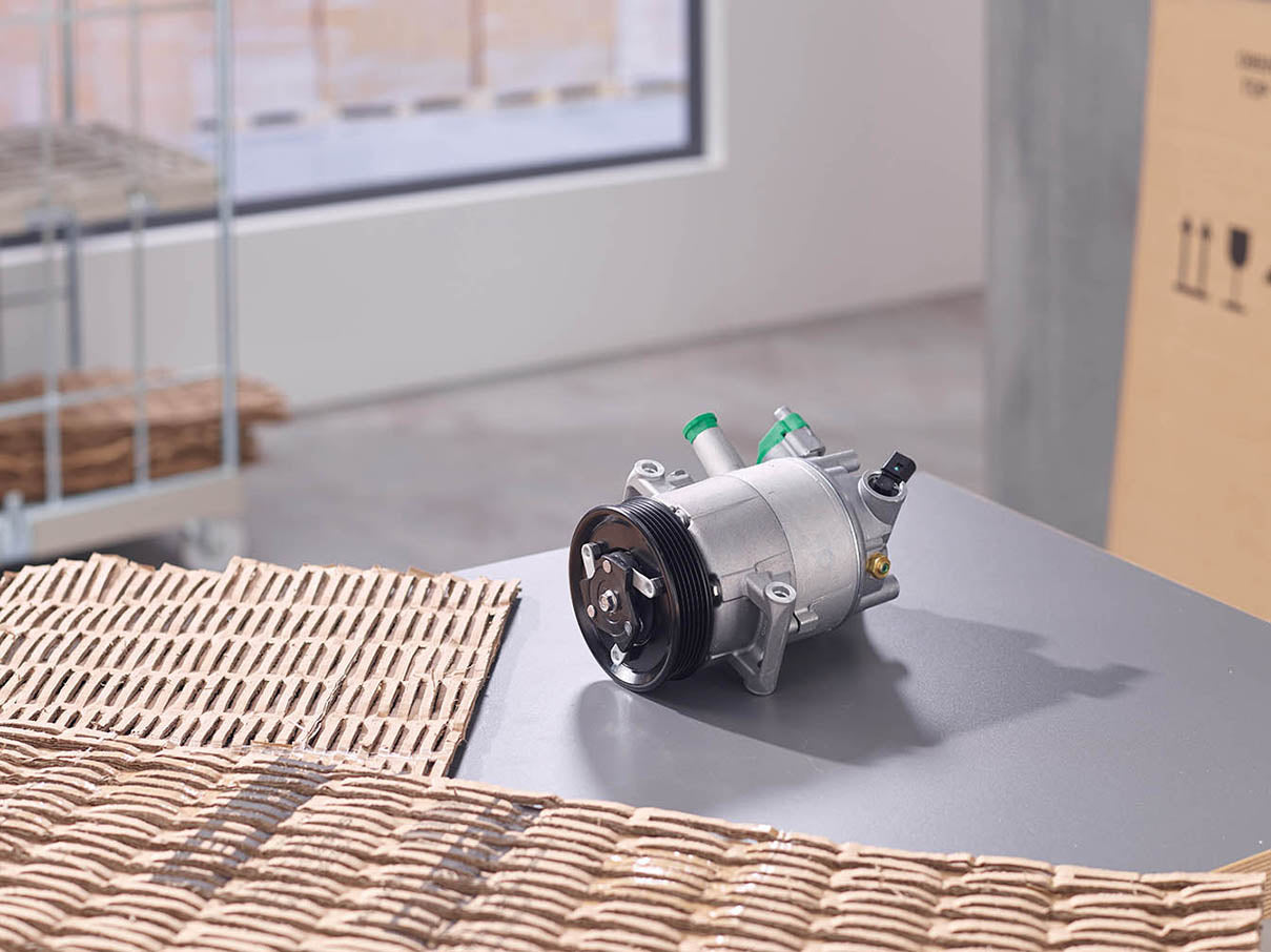 Matelasseur à carton HSM C400