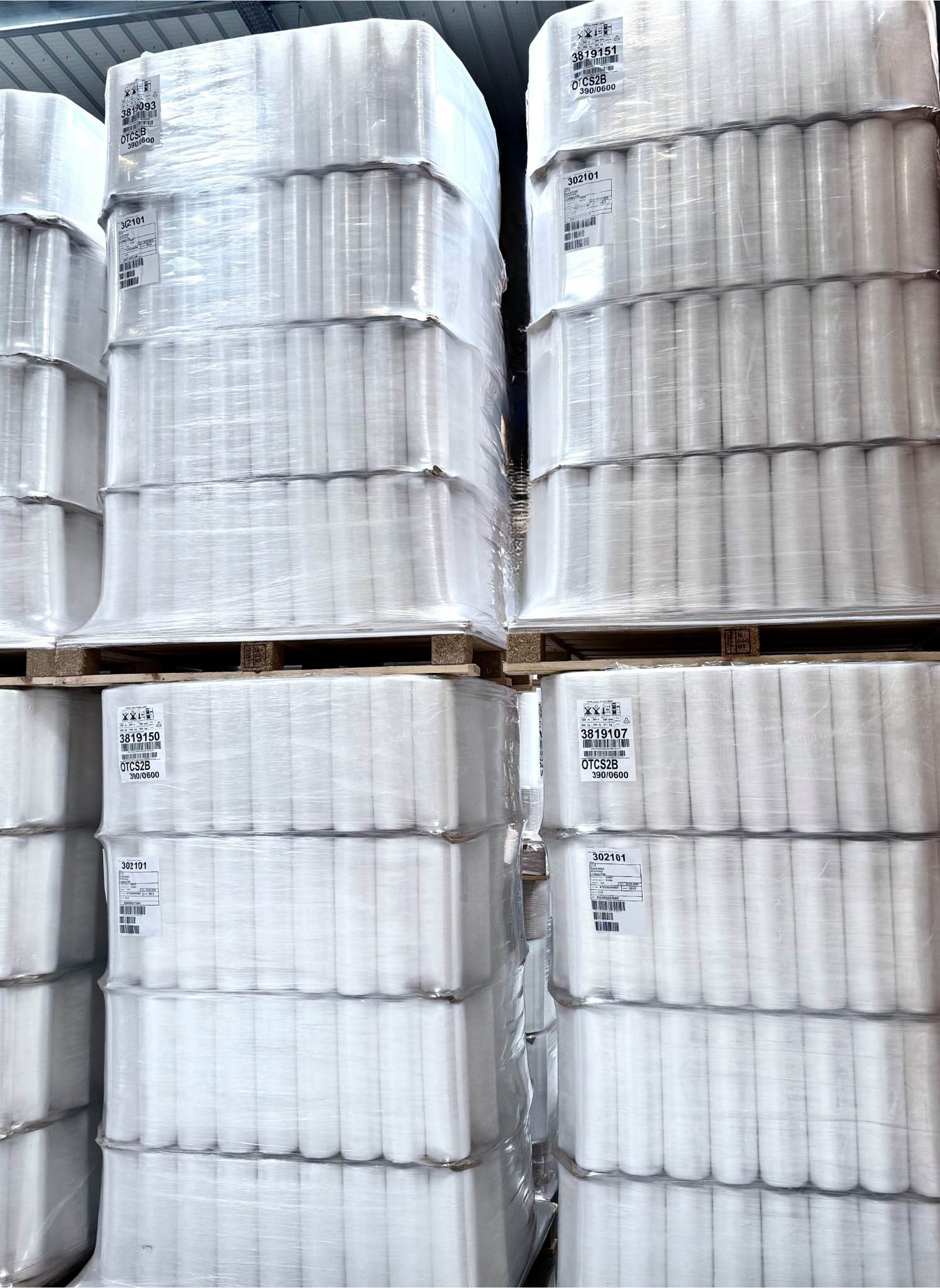 Film pré-étiré manuel soufflé transparent en palette