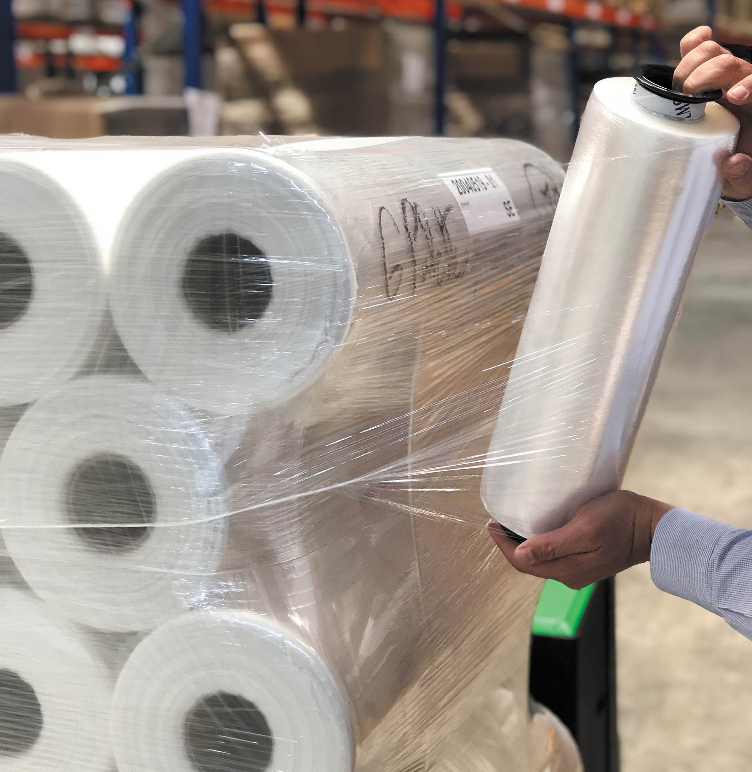 Film pré-étiré manuel soufflé transparent en palette