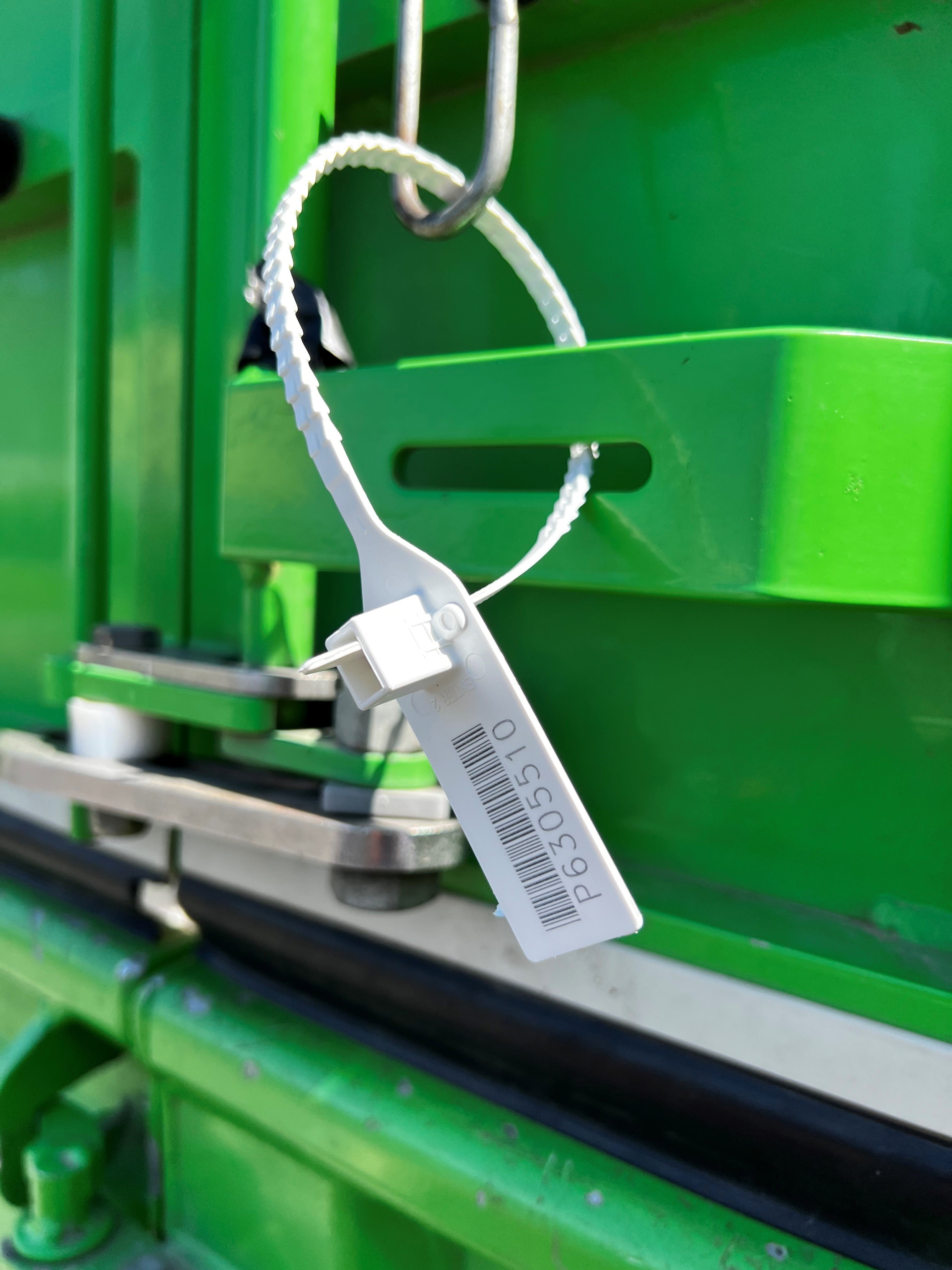 Scellé de sécurité biodégradable à tige plate avec double insert