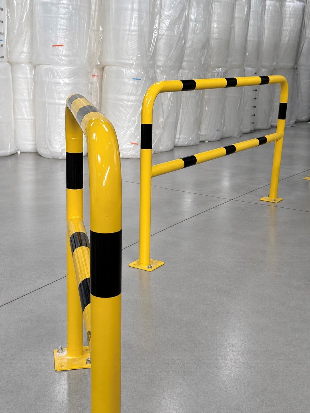Barrière de sécurité acier jaune et noir 2000 x 1000
